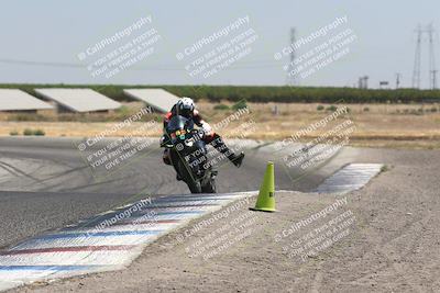 media/Aug-04-2024-TrackDaz (Sun) [[e1ff0814b6]]/Group B/1220pm (Wheelie Bump)/